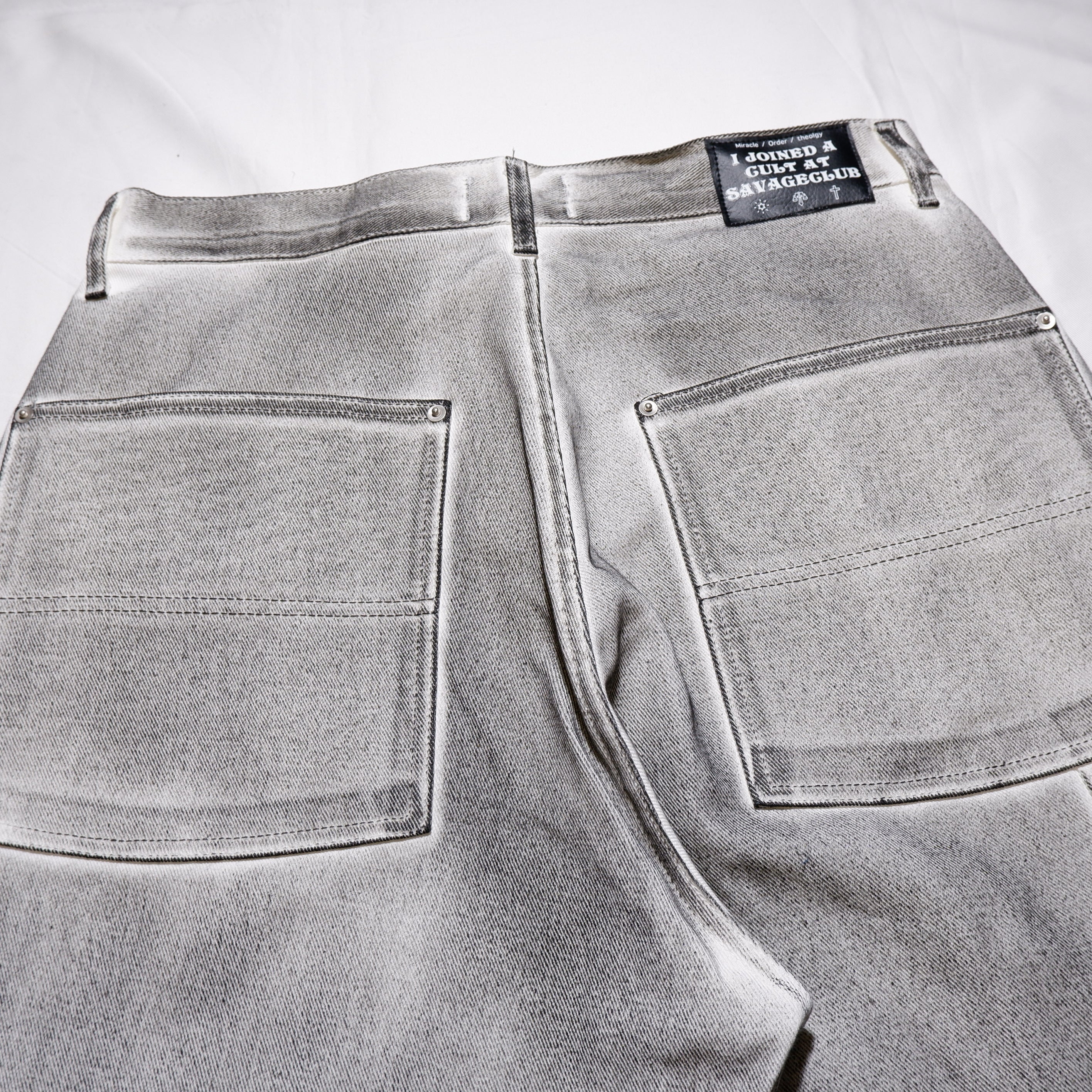 CULT OIL PAINT DENIM PANTS