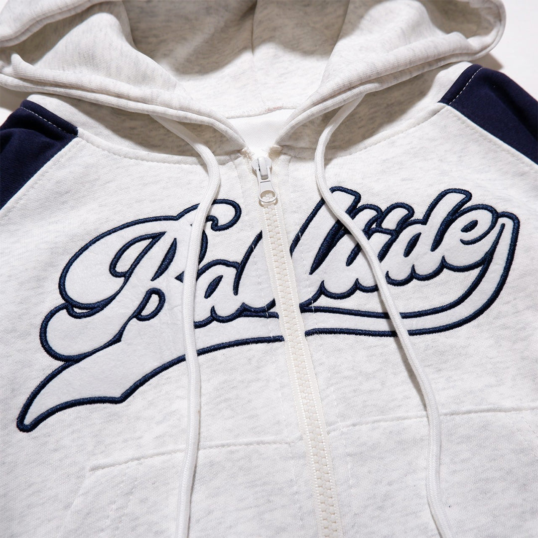 切り替えパーカー