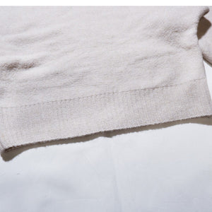 オフショルダーニット