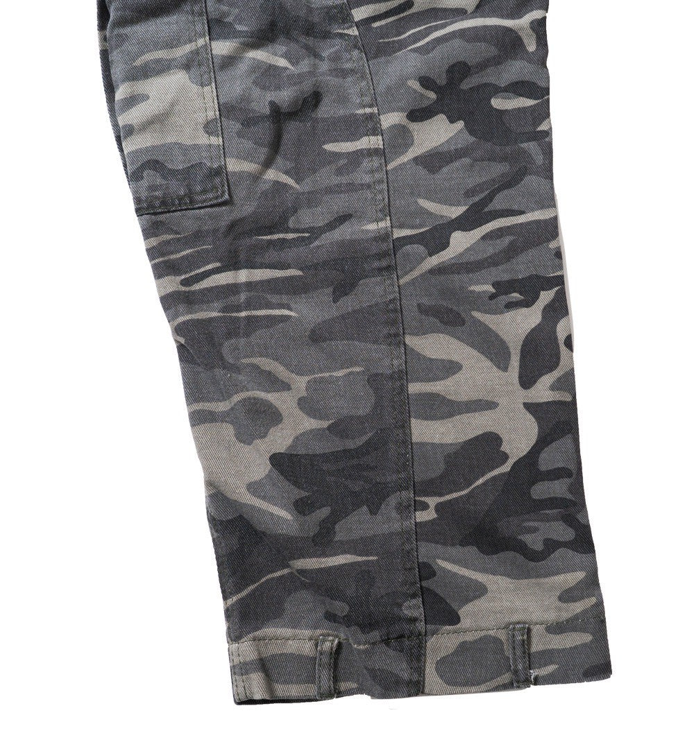 CROSS PAINT CAMO DENIM PANTS