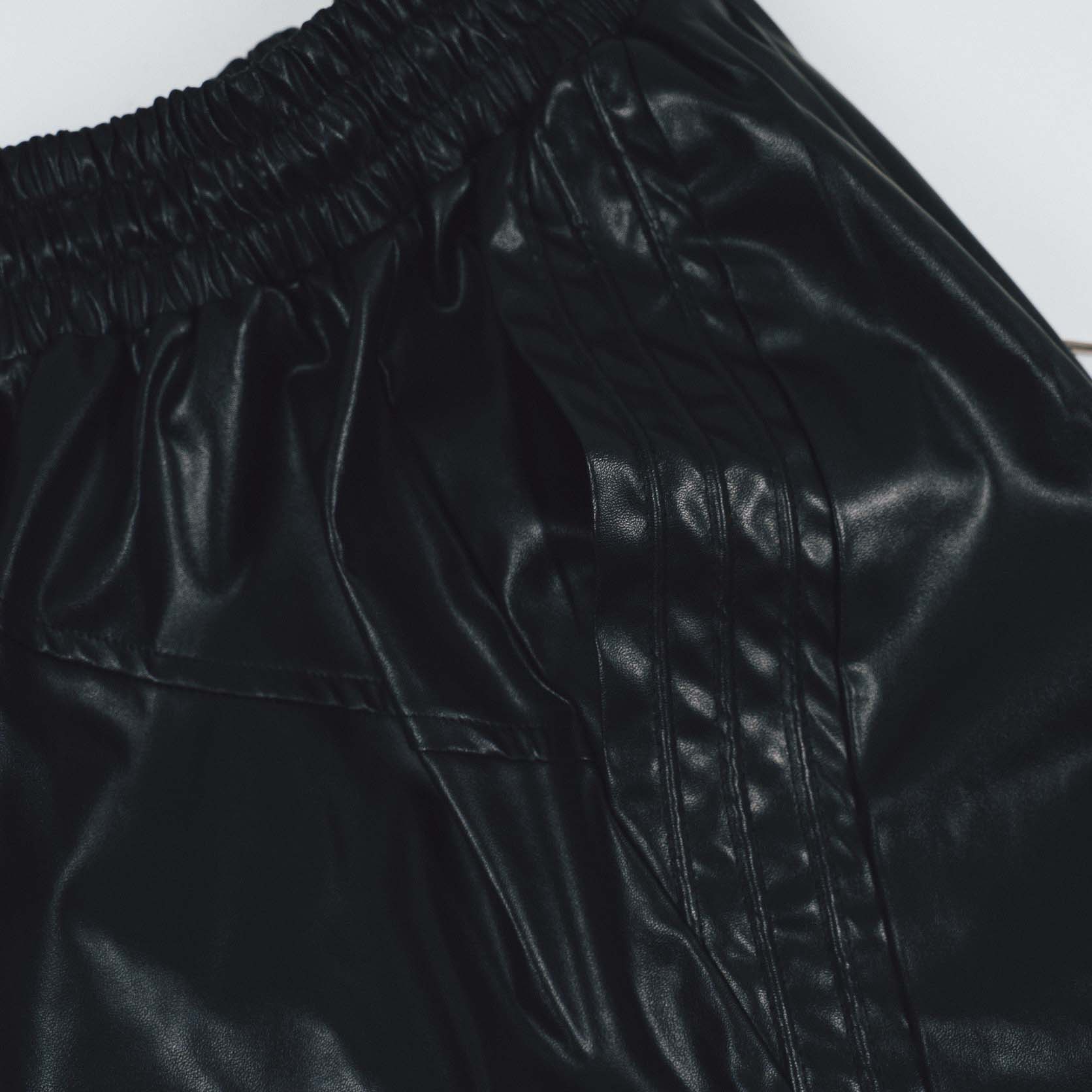 STUDS leather SHORTS