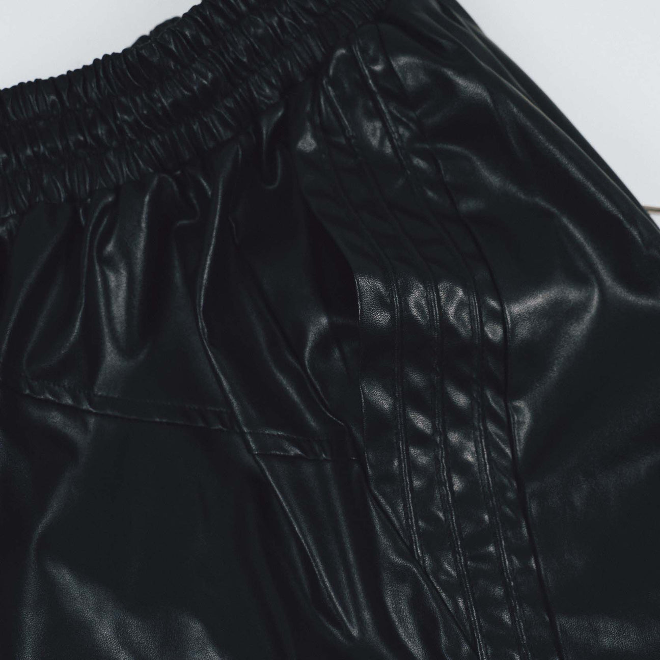 STUDS leather SHORTS