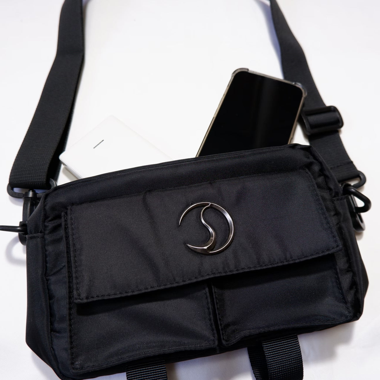 CRACK METAL shoulder BAG