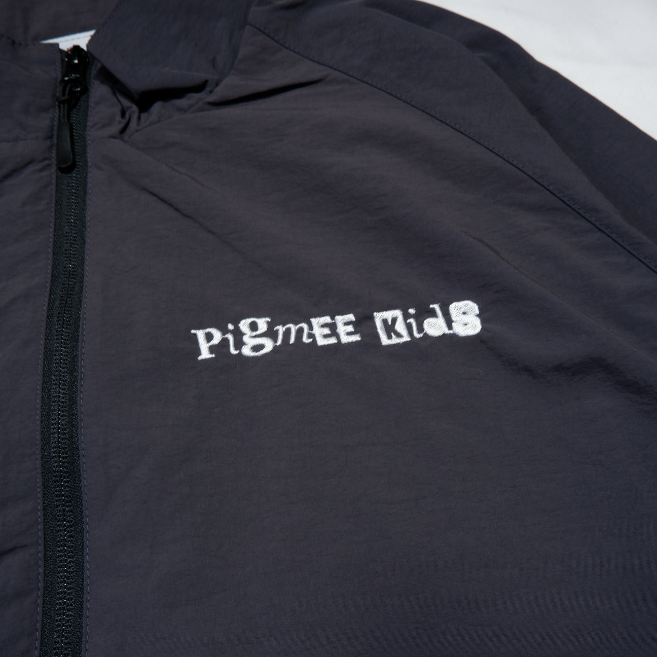 ROCK LOGO nylon jaket