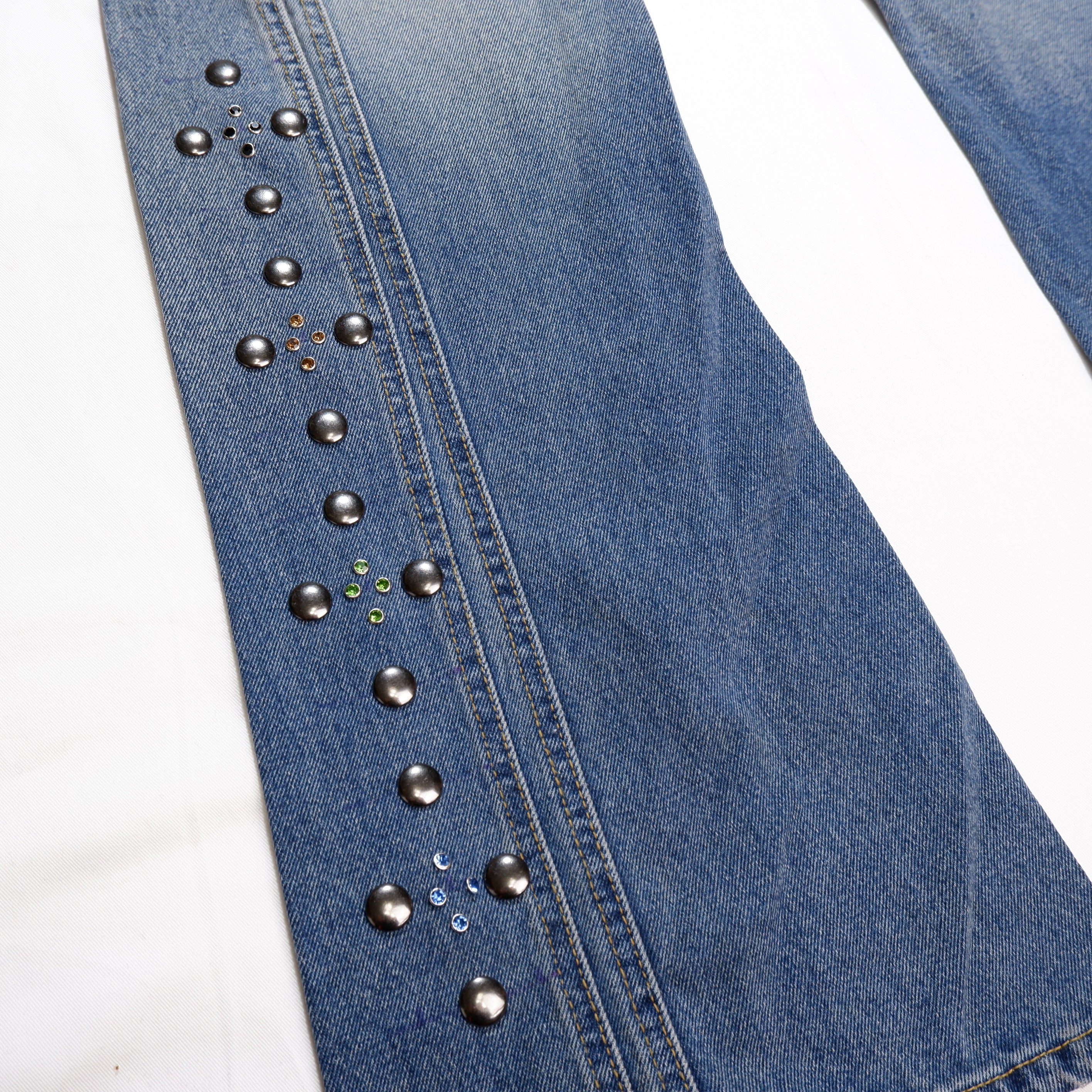 STUDS LINE DENIM PANTS