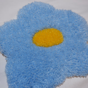 FLOWER SHAPE RUG
