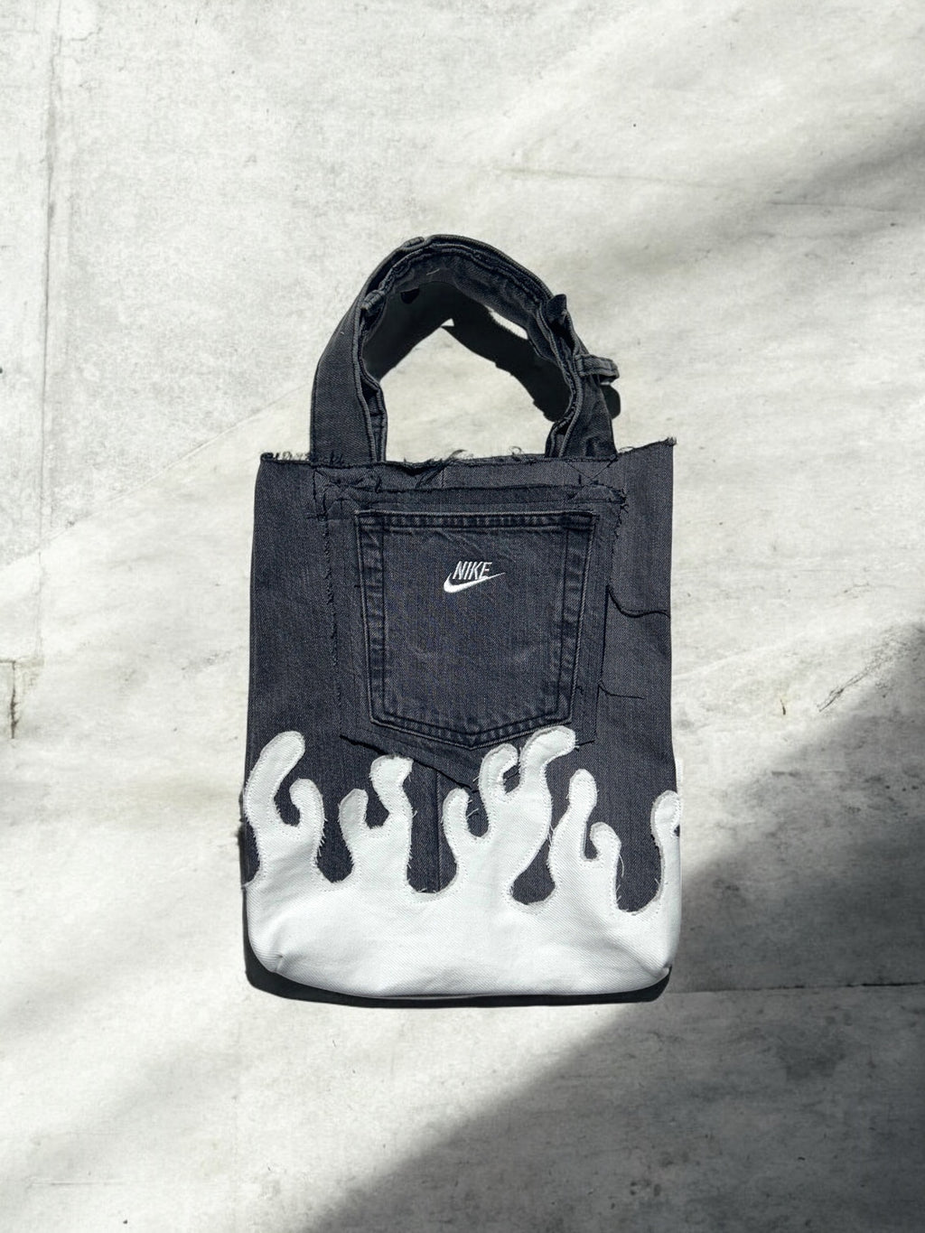 Fire denim tote bag b/w
