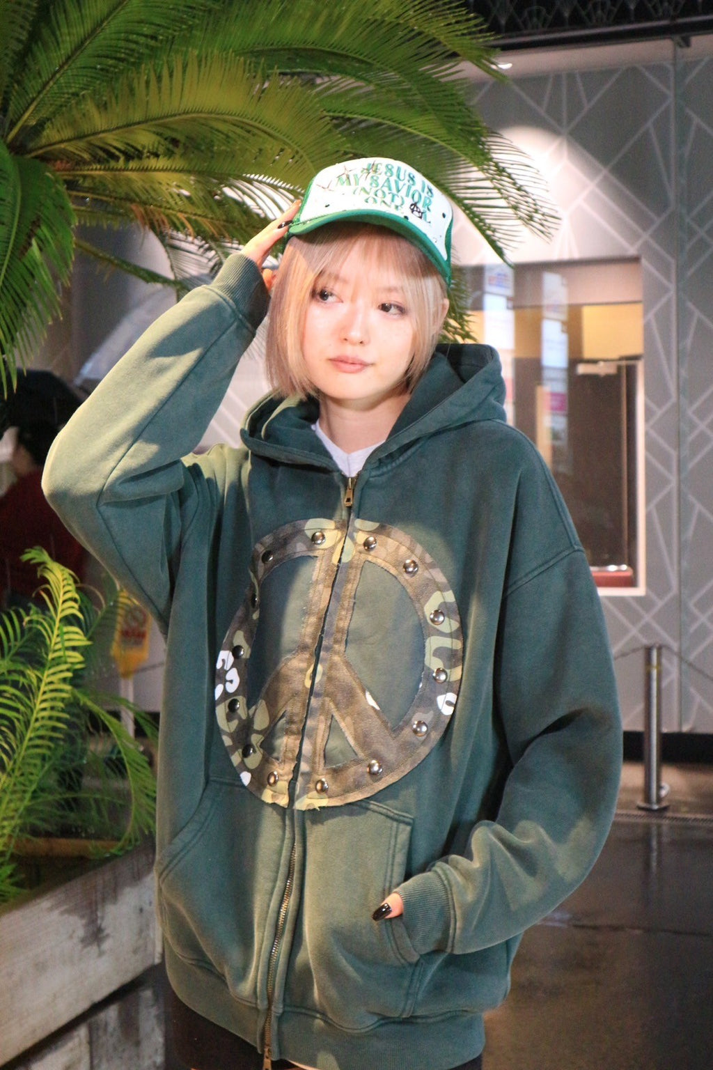 PEACE ZIP HOODIE