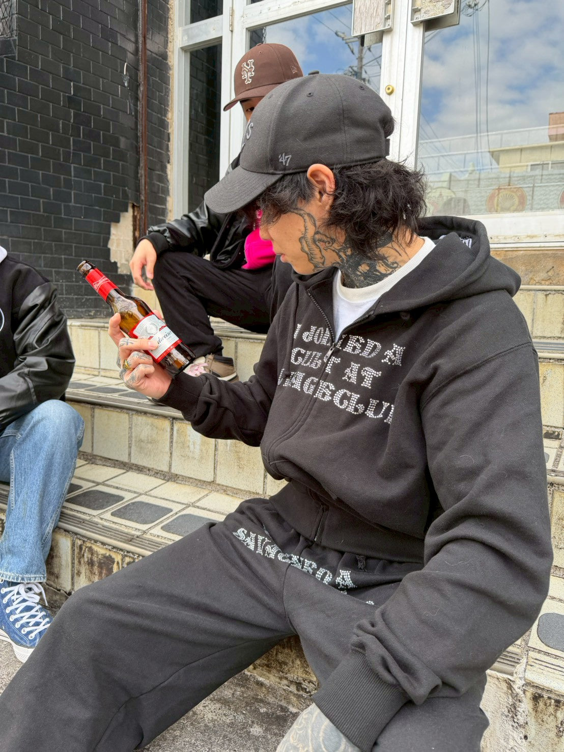 CULT STONE ZIP HOODIE