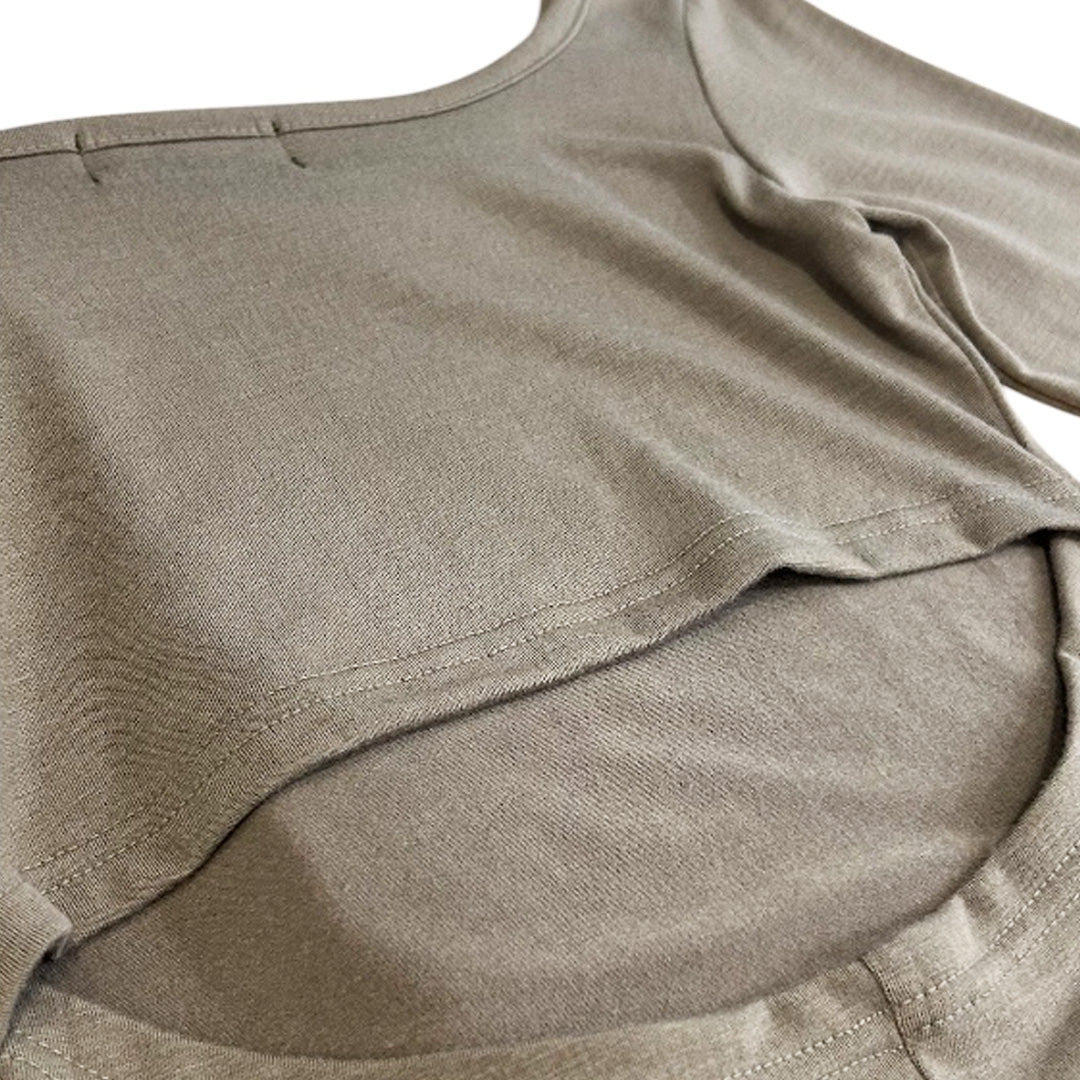 スクエアネックニット