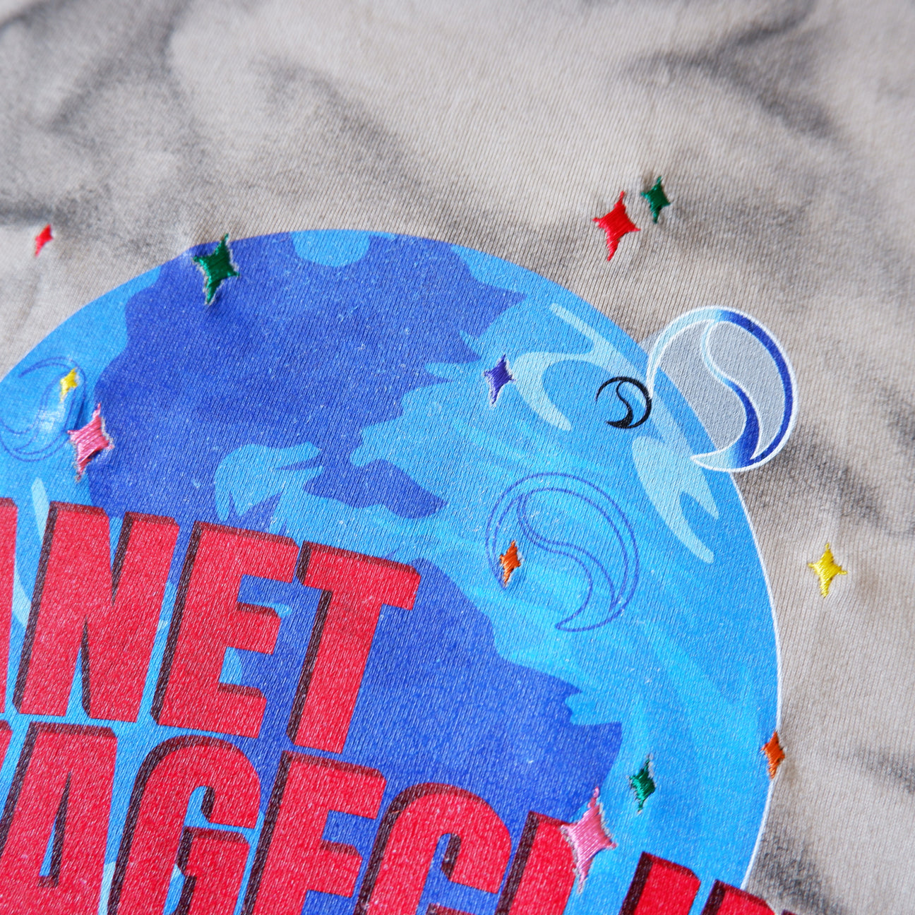 PLANET TEE